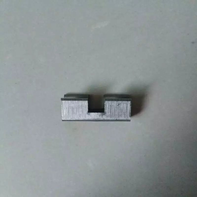 一体板挂件